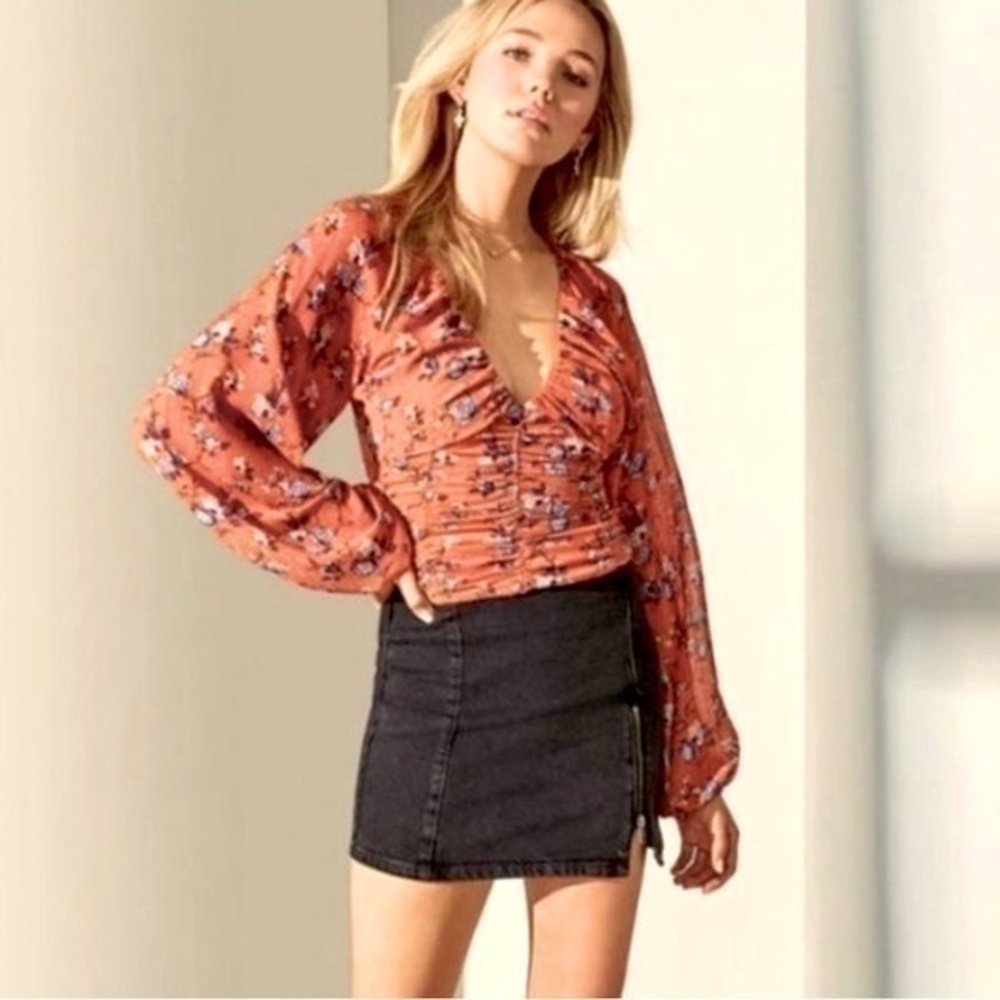 NWT Free People Black Denim Ultra Mini Size 6 With Zipper Details